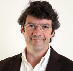 Miguel &Acirc;ngelo